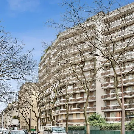 Studio W Balcony Near Eiffel Tower In - Welkeys * Paris
